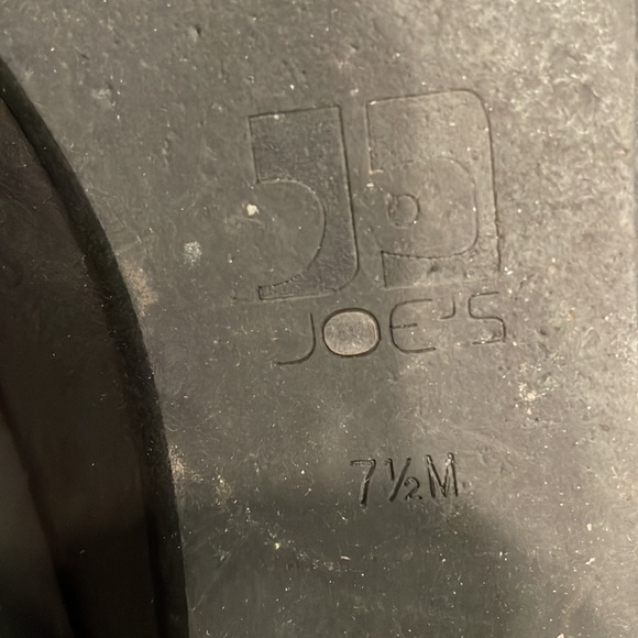 Joe’s black flats - Picture 3 of 4